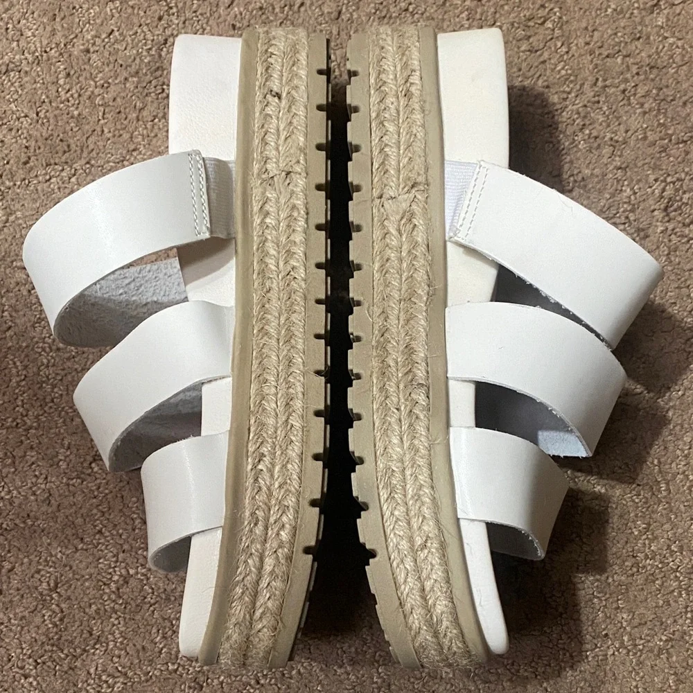 MIA Women's White Espadrille Platform Size 8 Sandals Summer Wedding Guest